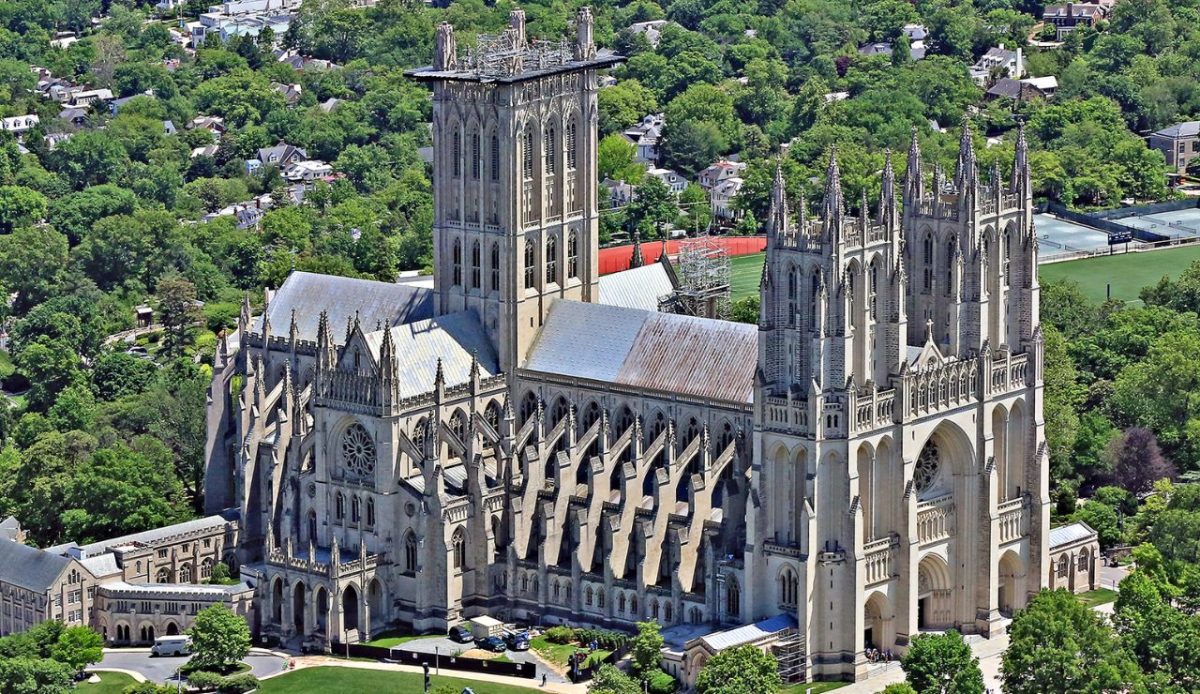 10 Beautiful Churches Across the United States Worth Visiting 2