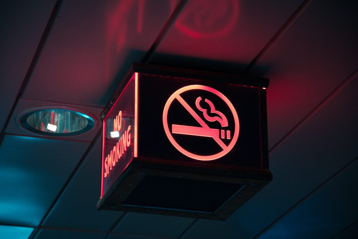 10 Things You Could Do at Airports Years Ago But Can’t Anymore 2