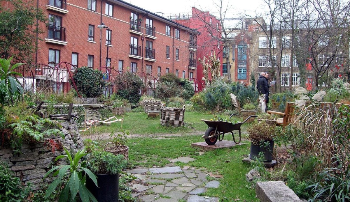 10 Beautiful Gardens to Explore in London 8