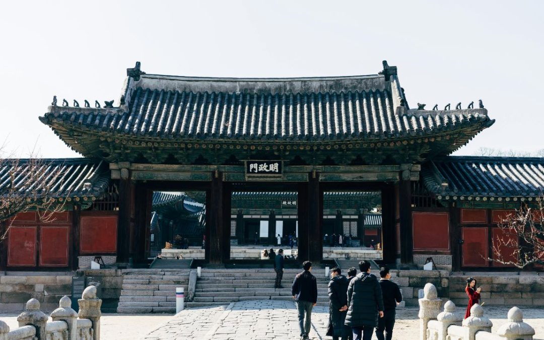 10 Great Solo Travel Destinations to Explore in South Korea
