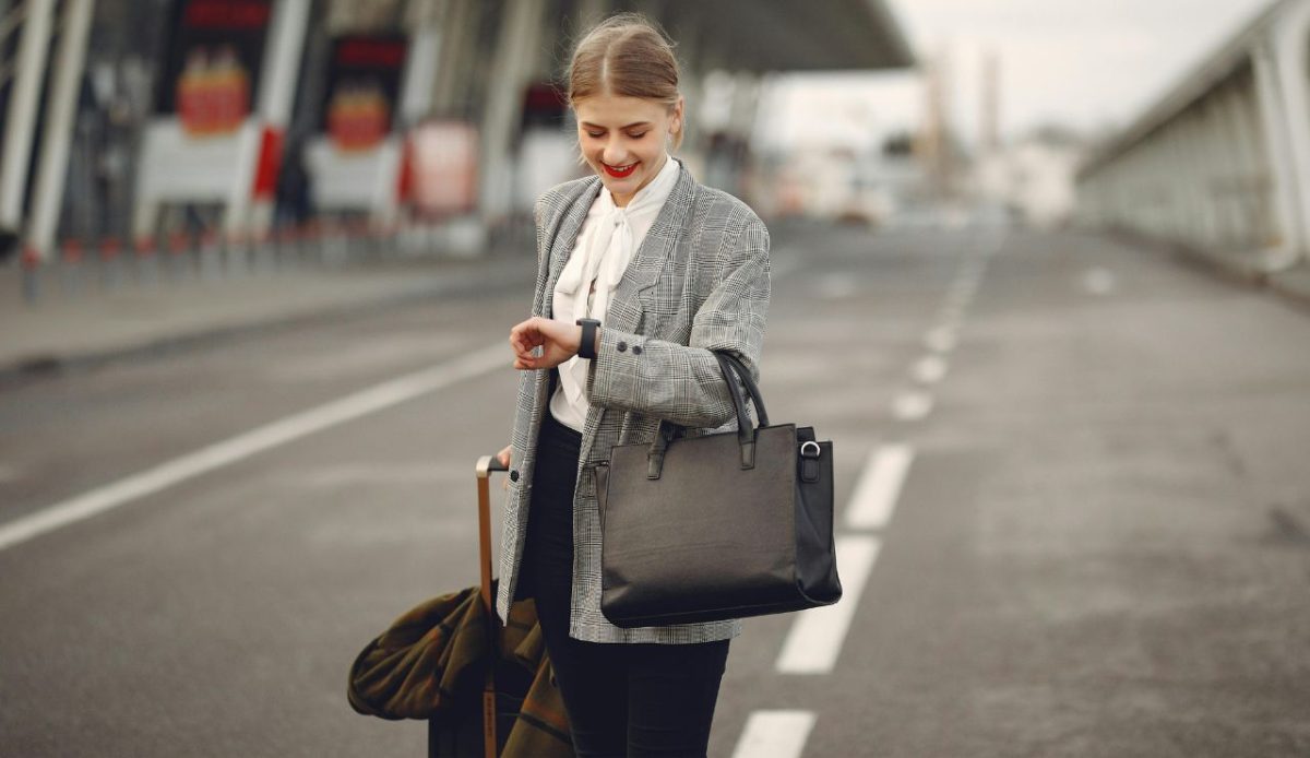 check-in and departure time  