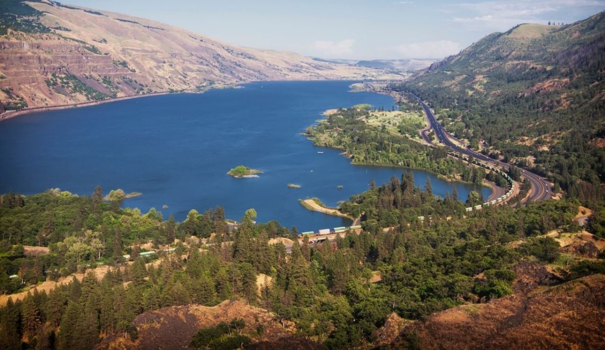 The Columbia River Route to Oregon City, Oregon     
