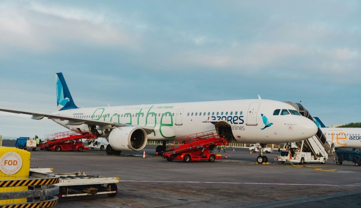 13 Smart Stopover Flights That Turn Layovers Into Mini Vacations 10 Azore Airlines