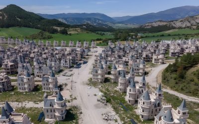 Home 2 10 Tourist Districts Built for Crowds That Never Came