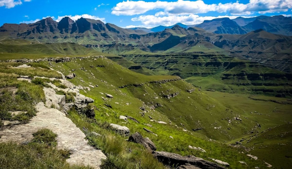 Drakensberg High Berg Hiking Routes                         