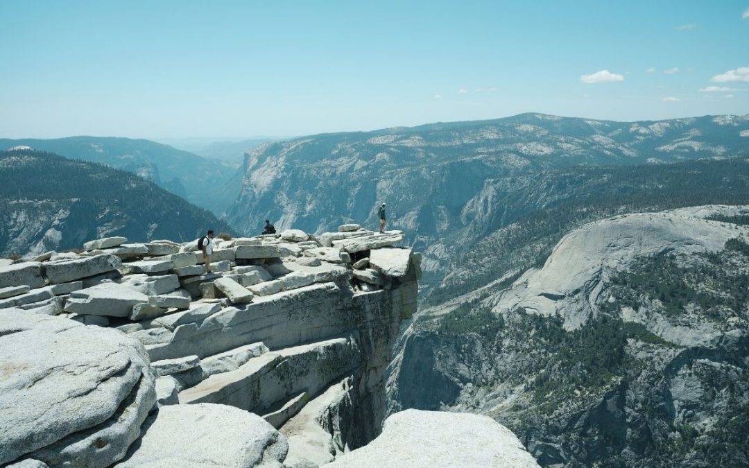 12 U.S. Hikes Known for Serious Danger and High Rescue Rates