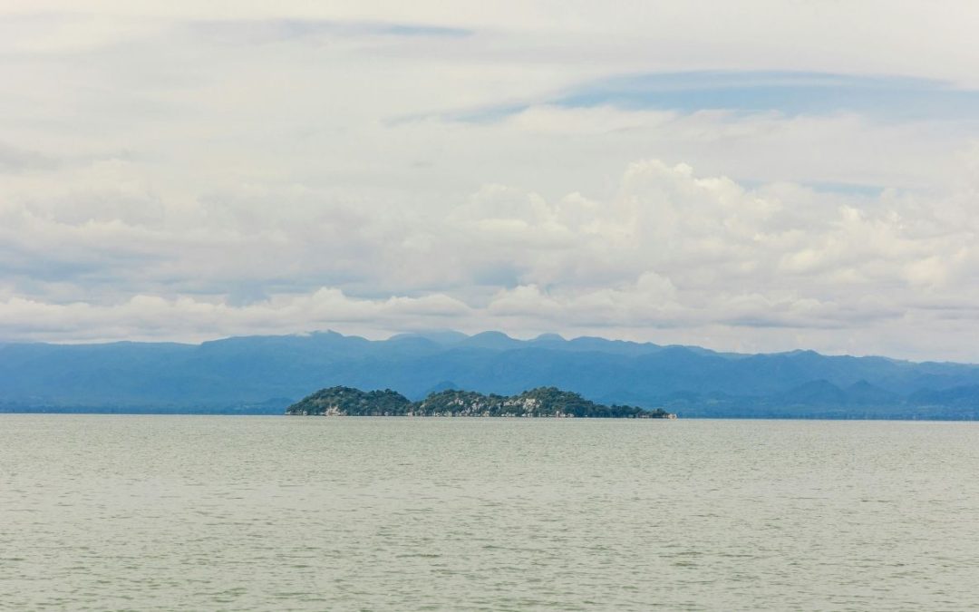 7 Surprisingly Popular Tourist Destinations in the World’s Poorest Countries