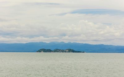 7 Surprisingly Popular Tourist Destinations in the World’s Poorest Countries