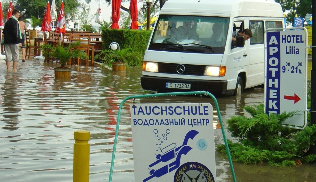 Parking in Flood-Risk Areas                     
