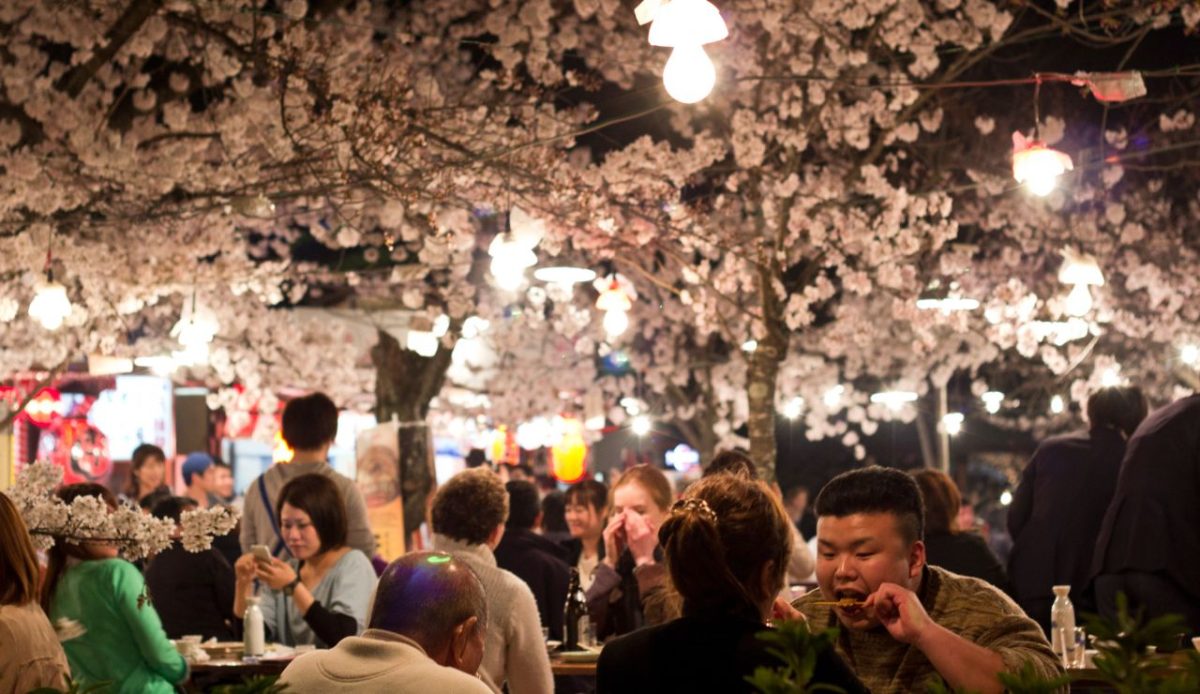 Visiting During Crowded Festivals Without Planning