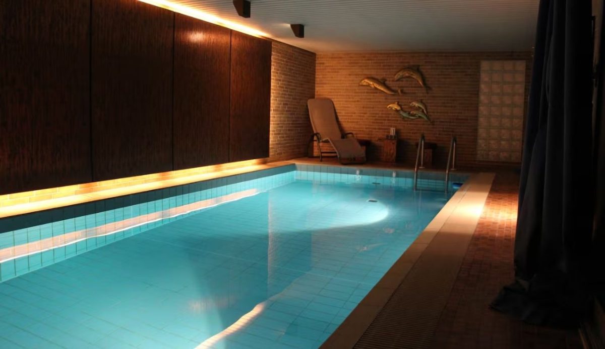 Rooftop Apartment With Private Sauna                  