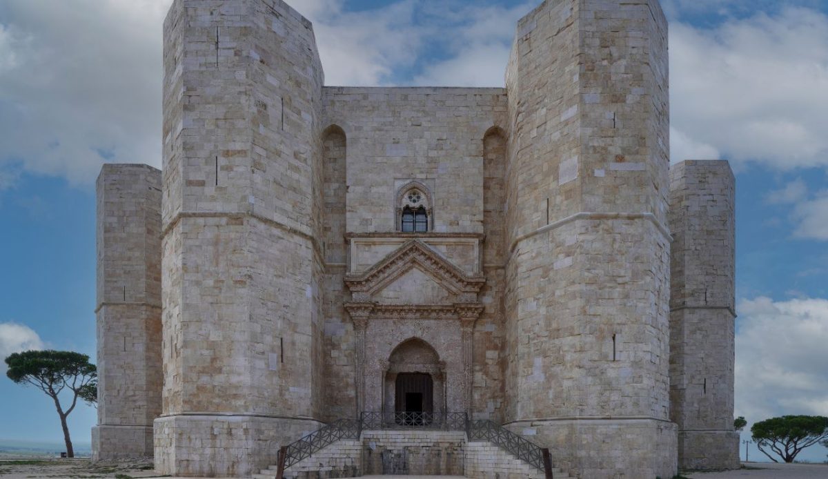Italy’s Most Beautiful Castles Ranked for Travelers 1