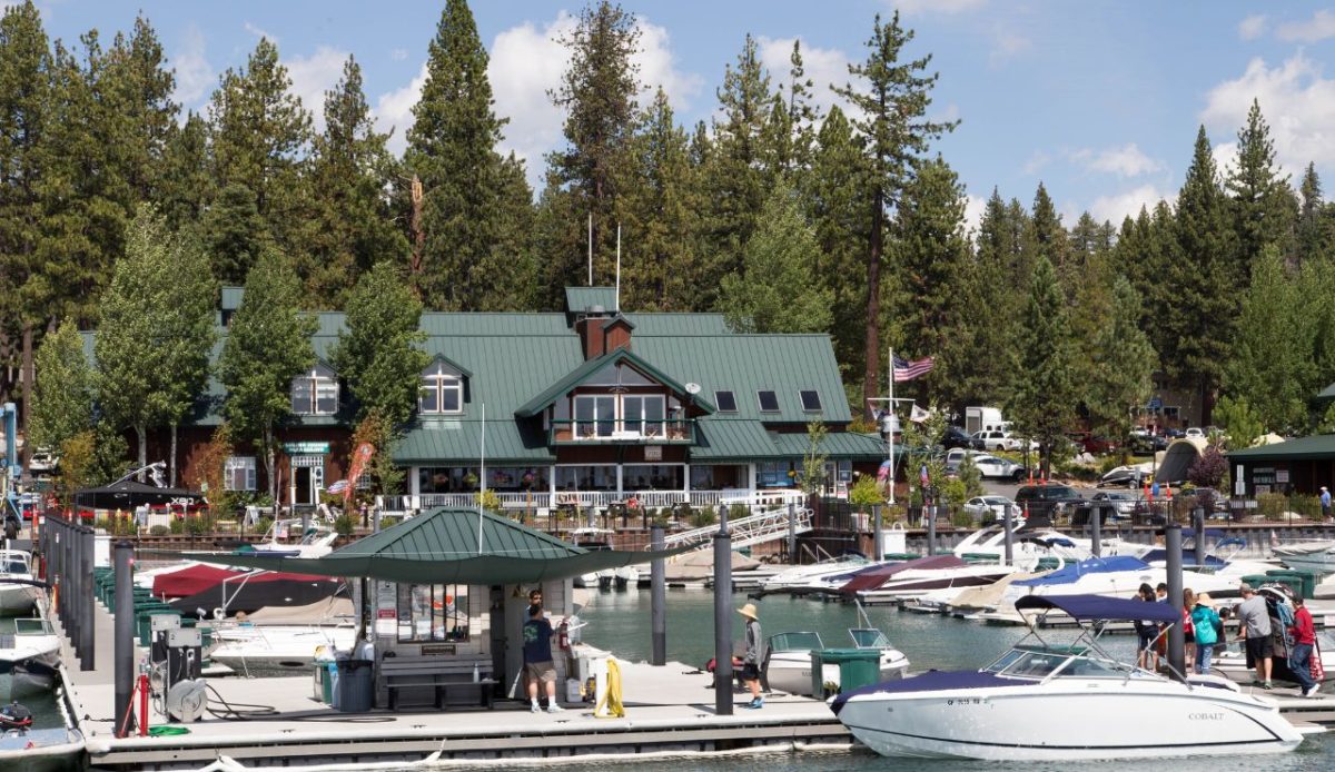 11 Lakeside Towns With Storybook Charm 1