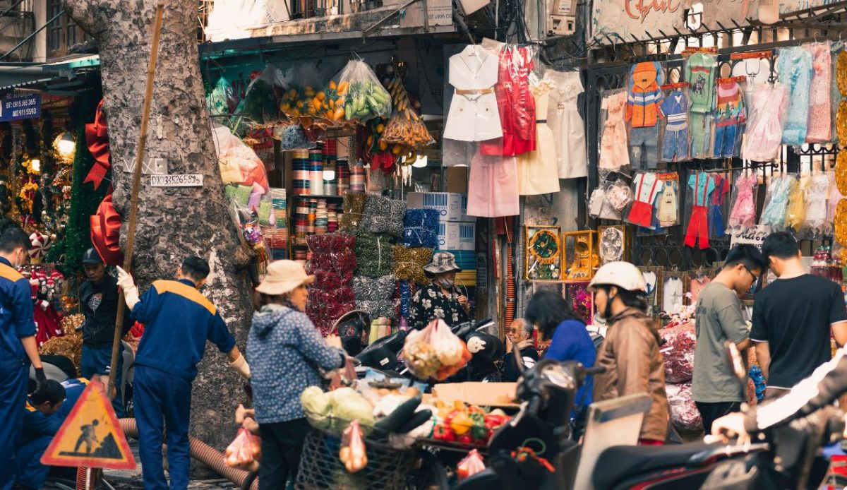 How A Chance Encounter Abroad Can Change The Way You See Travel 3 How to Invite Serendipity, Tips for Openness Without Losing Safety