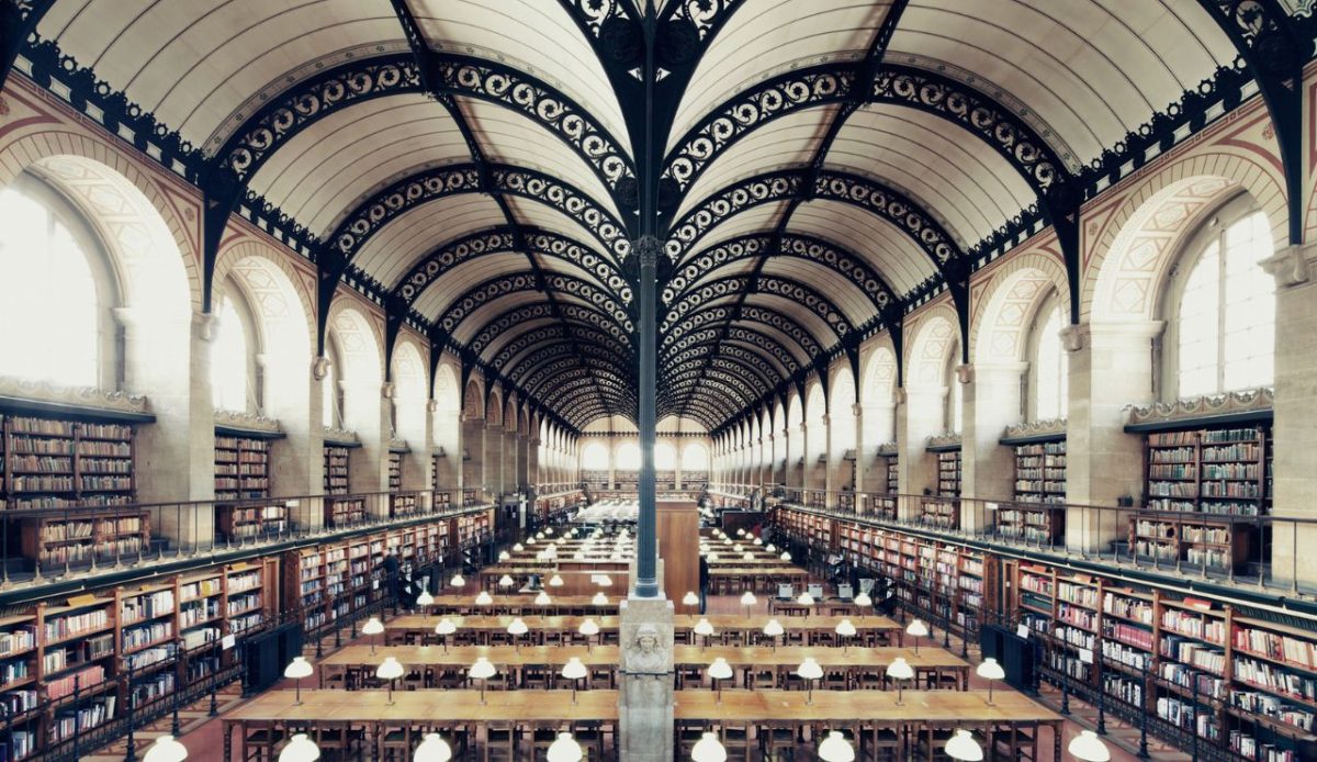 8 Most Beautiful Libraries Travelers Love Around the World 1