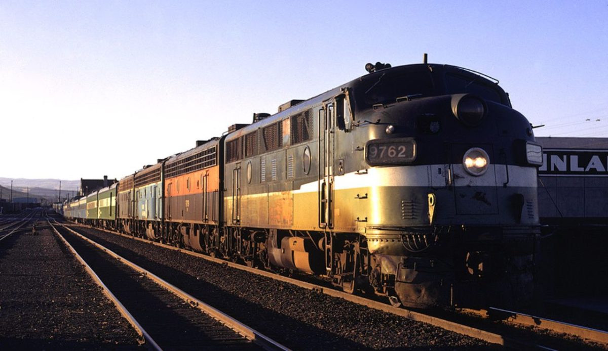 9 Holiday Train Rides in America Families Remember for Years 2