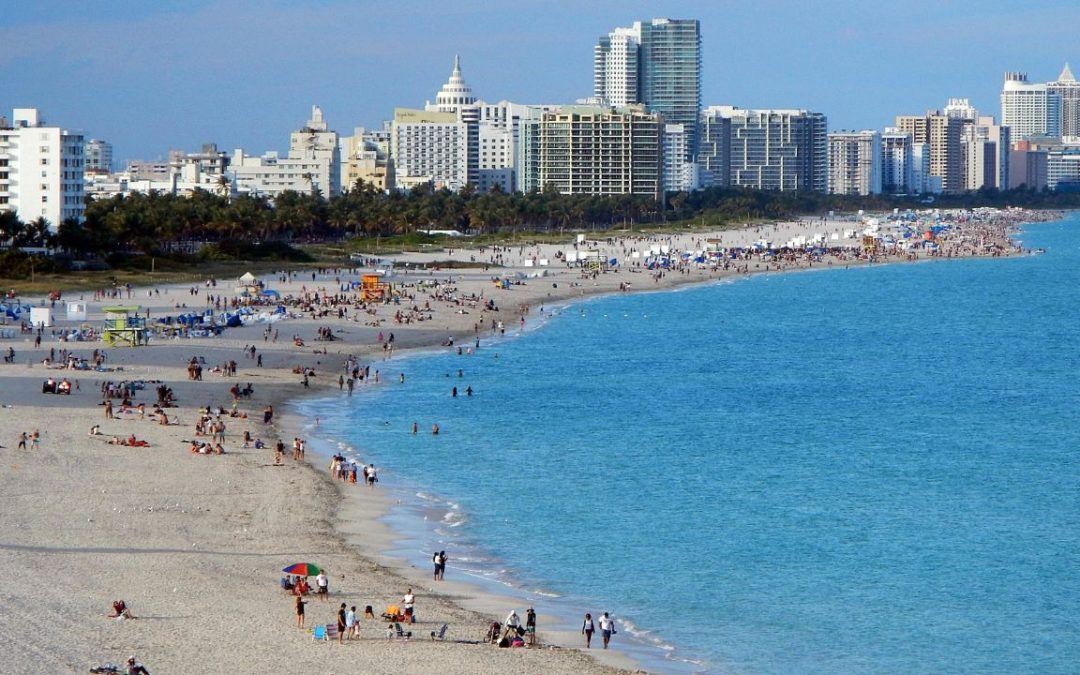 10 American Places That Feel Busy but Aren’t Actually Growing