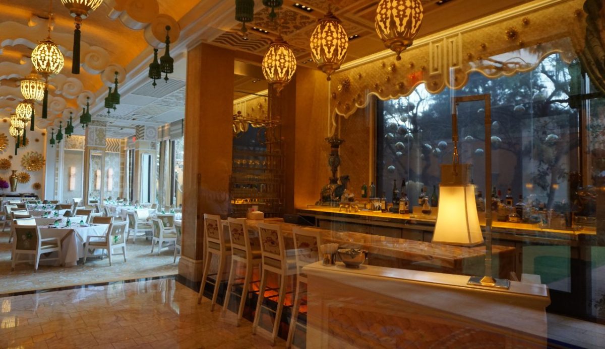 Try Exotic Dining Experiences