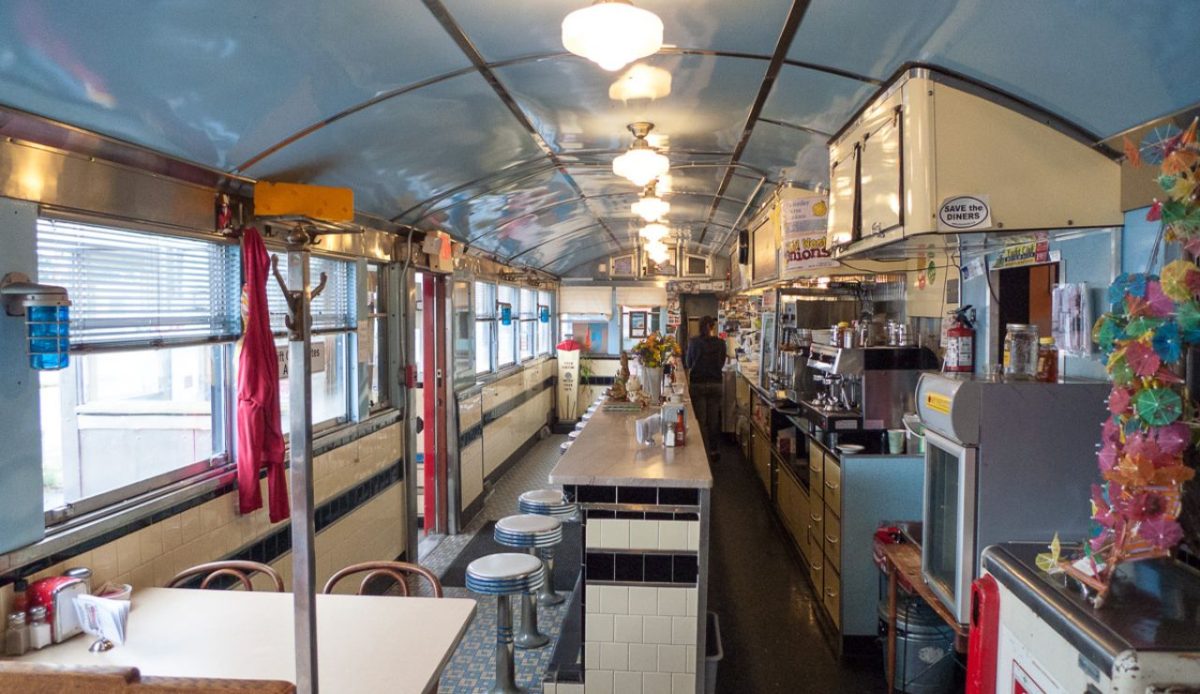11 Rhode Island Italian Restaurants Where Showing Up Early Matters More Than Reservations 1