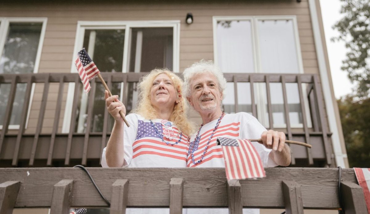 7 Travel Accessories That Instantly Mark You as an American Abroad 2 Graphic T-Shirts with U.S. Logos