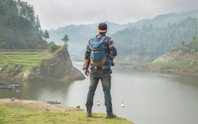 10 Things Smart Travelers Always Hide on Vacation