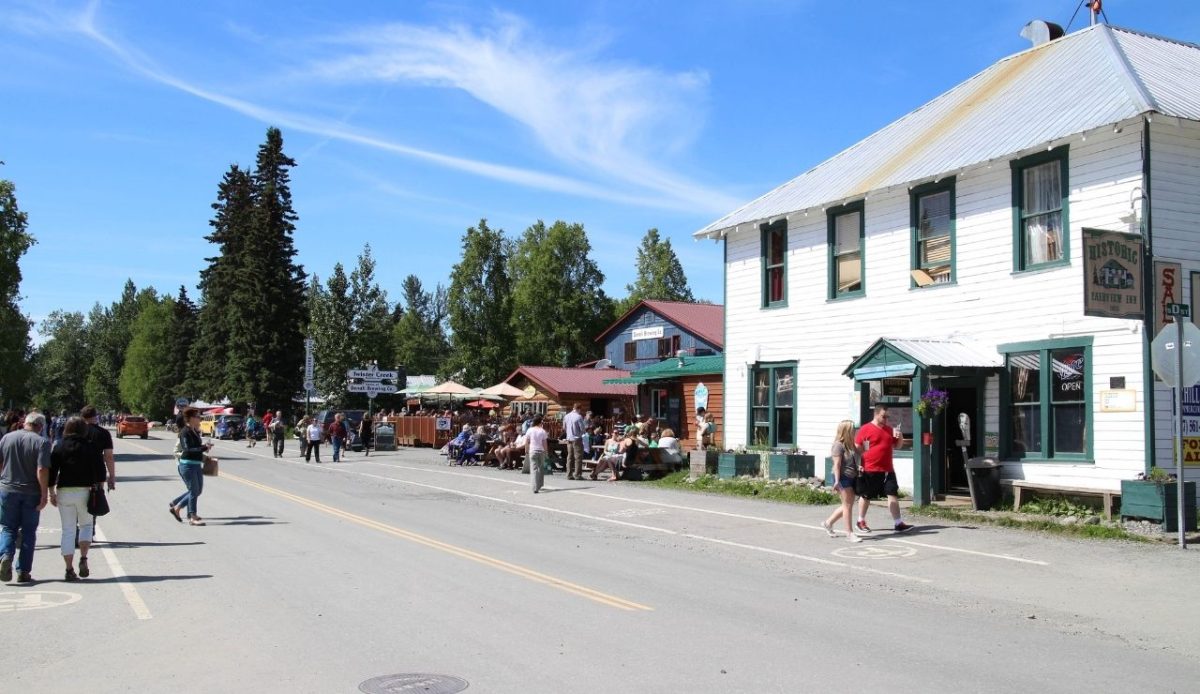 7 Small Towns Known for Unusual Local Economies and Odd Traditions 7 Talkeetna, Alaska