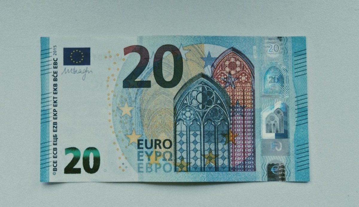 20 Euro note                      