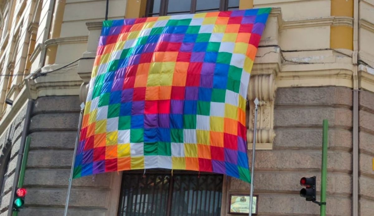 A variant of the Wiphala in the shape of a Chakana hoisted at the Ministry of Foreign Affairs in La Paz, Bolivia.                               