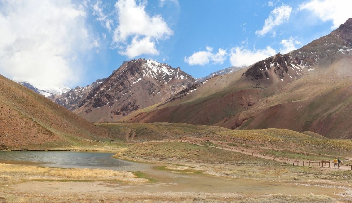 14 High-Altitude Regions Where Survival Depends on Preparation 8 Aconcagua Provincial Park, Argentina