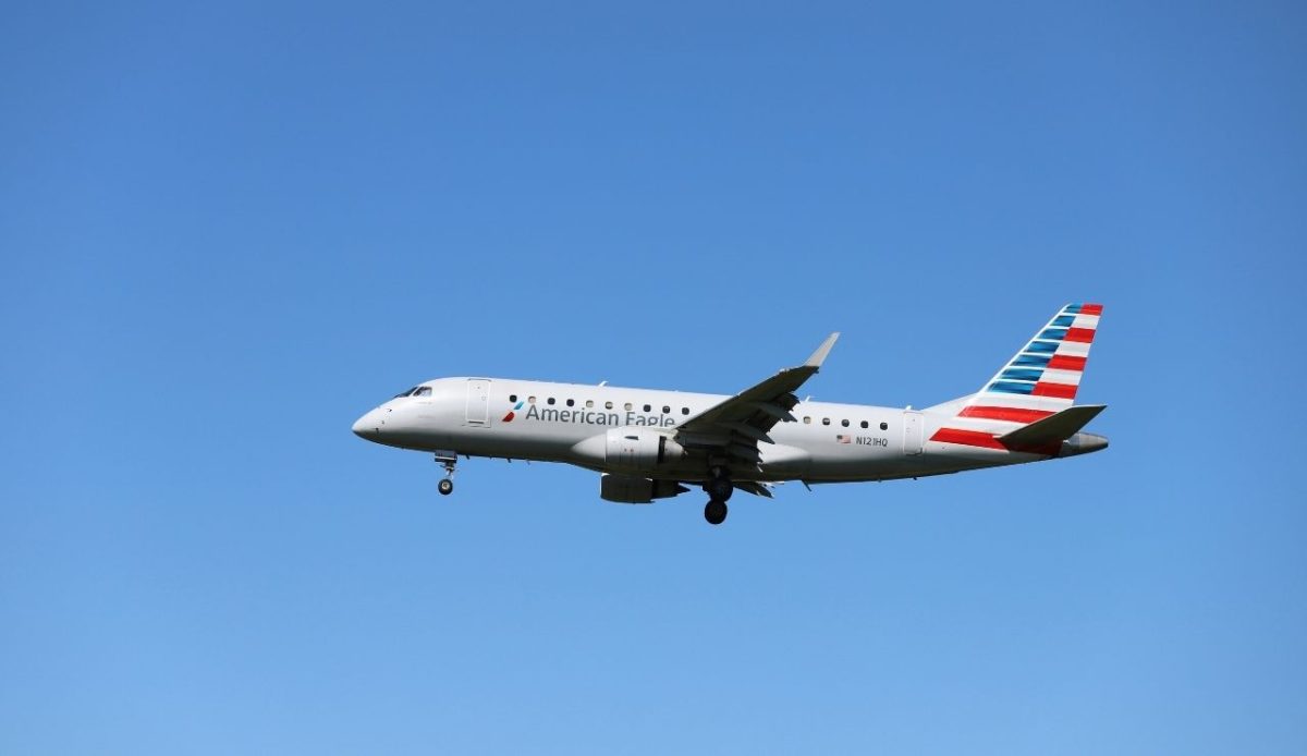 9 Airlines Eliminating Paper Boarding Passes and Frustrating Travelers 4 American Airlines Eagle Embraer E175LR