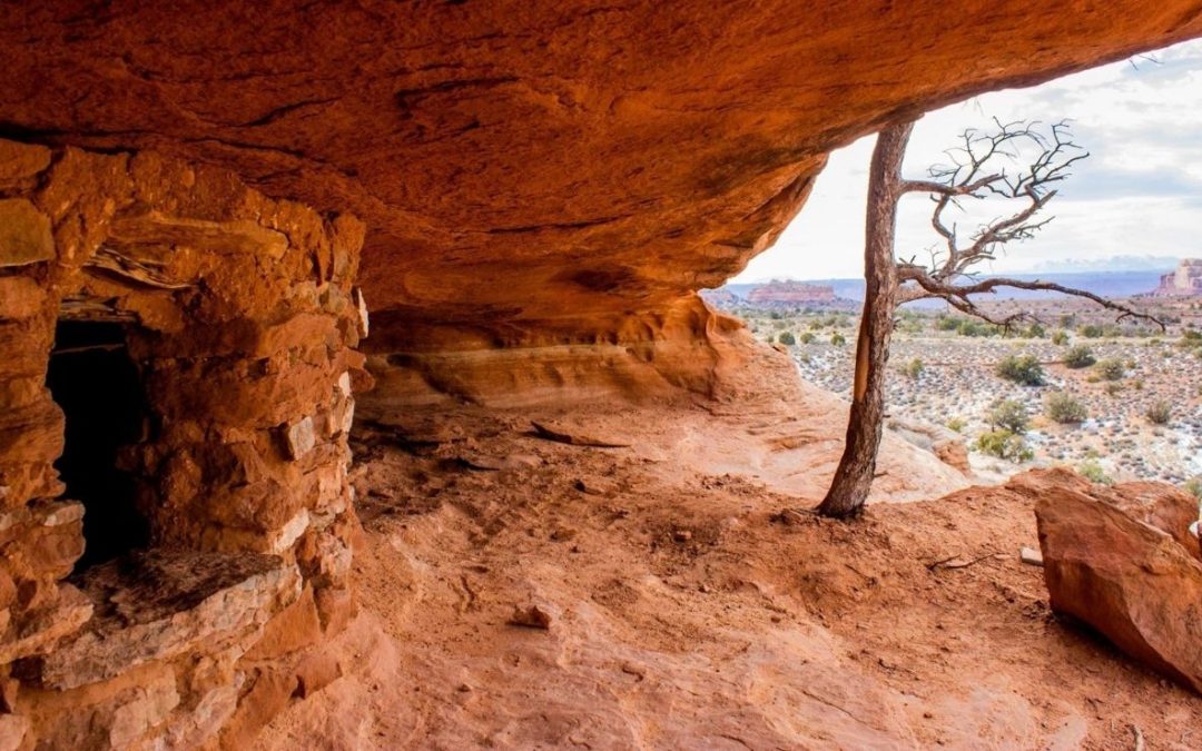 Why This Little Known Utah Trail Might Be the Best Hike in Any National Park