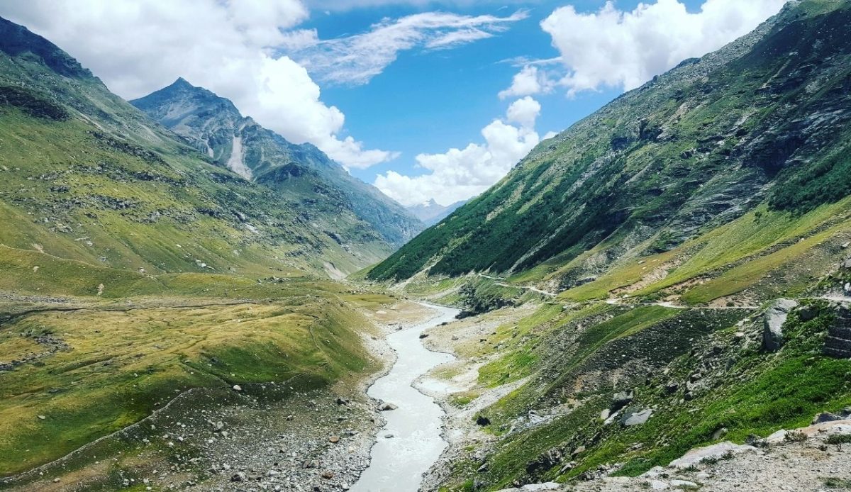 14 High-Altitude Regions Where Survival Depends on Preparation 3 Beautiful river in Ladakh, Ladakh, India