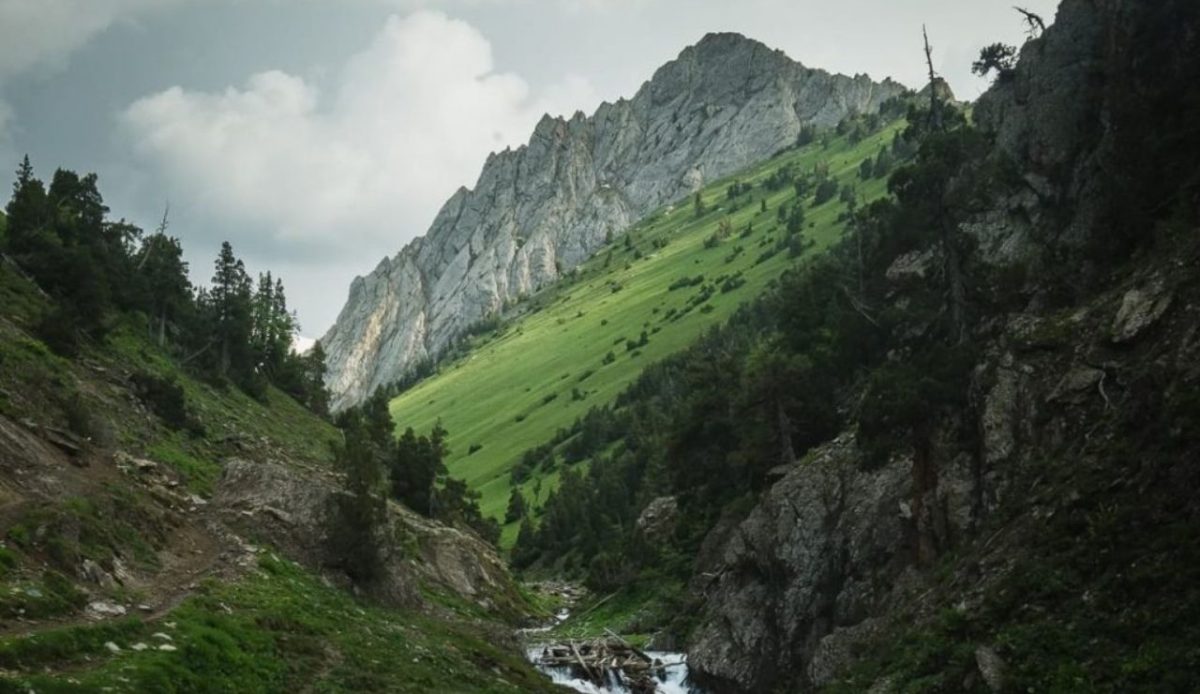 10 Central Asia Trekking Destinations That Push Adventurers To Their Limits 8 Karavshin Valley Trek, Kyrgyzstan