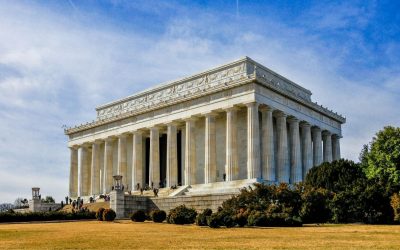 12 U.S. Landmarks That Have Struggled With Vandalism for Years