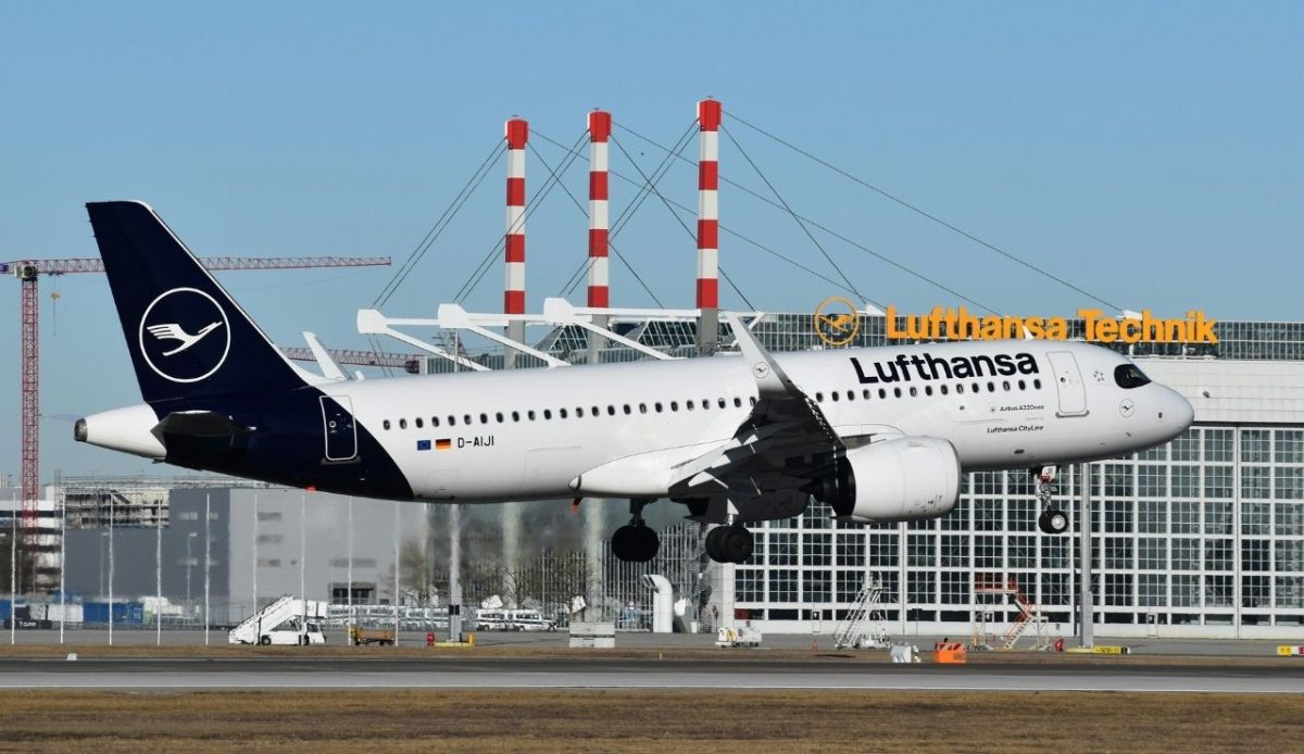 Lufthansa A320neo at Munich Airport (MUC)  Munich International Airport, Nordallee, München-Flughafen, Germany                                    