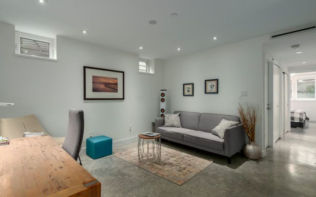 12 Vancouver Airbnbs Close to Nature Trails, Food Hotspots, and Cultural Sights