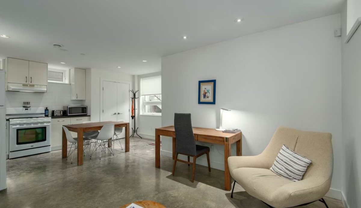 Modern Two Bedroom Suite Near UBC                