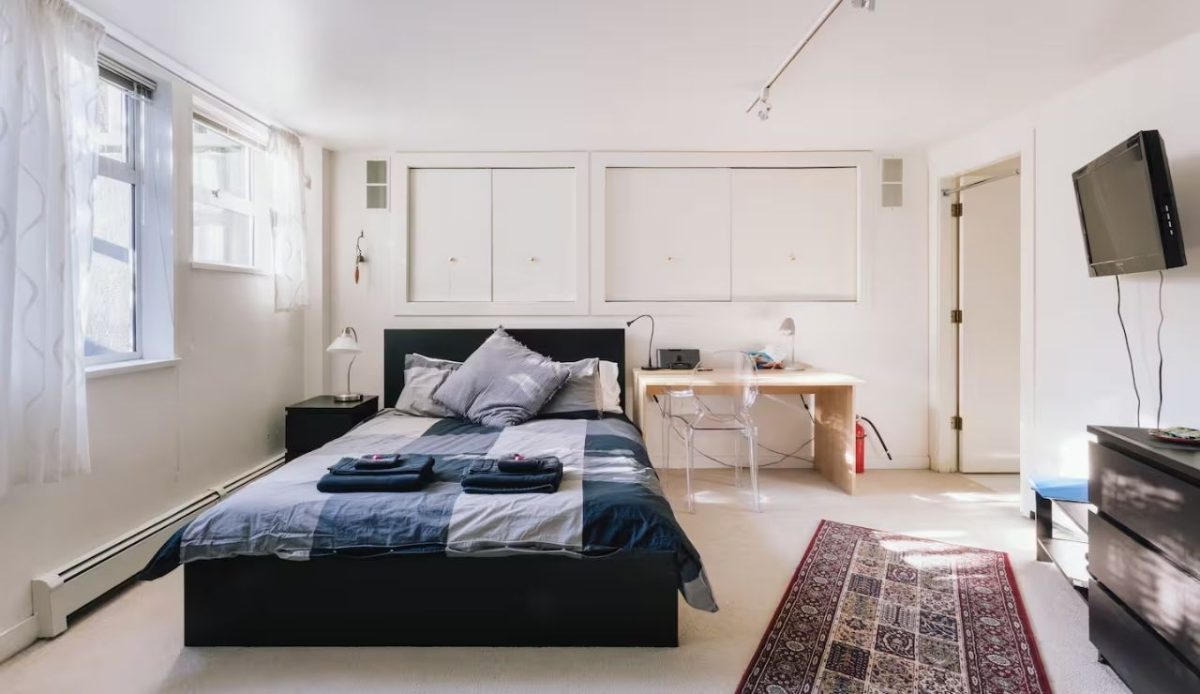 Peaceful Point Grey Suite on UBC Doorstep                