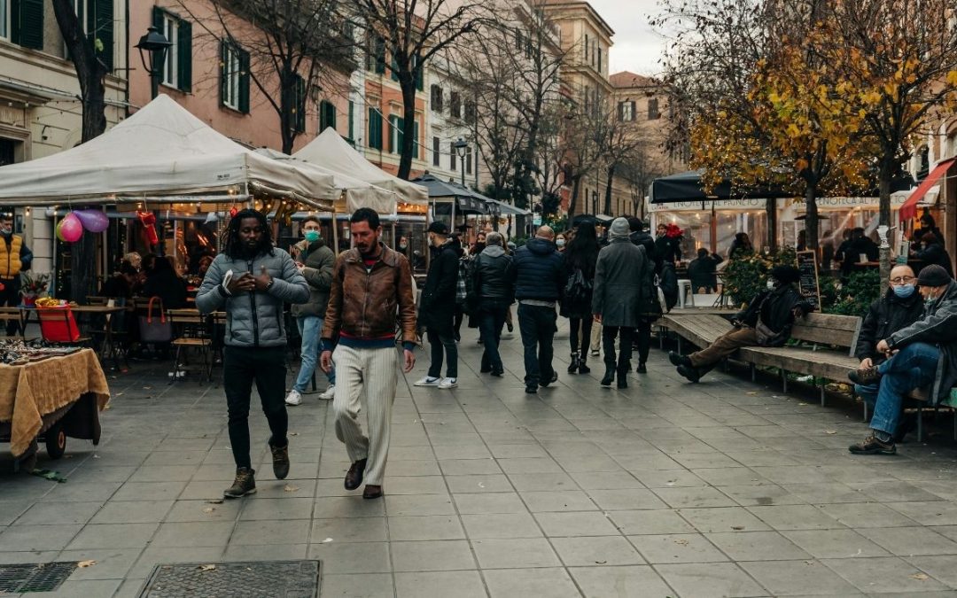 11 Common Mistakes That Make Travelers Easy Targets for Theft in Europe