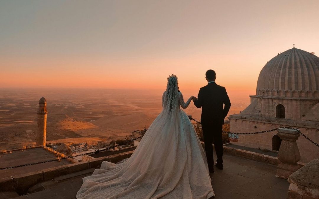10 Red Flags When Booking a Last Minute Romantic Getaway