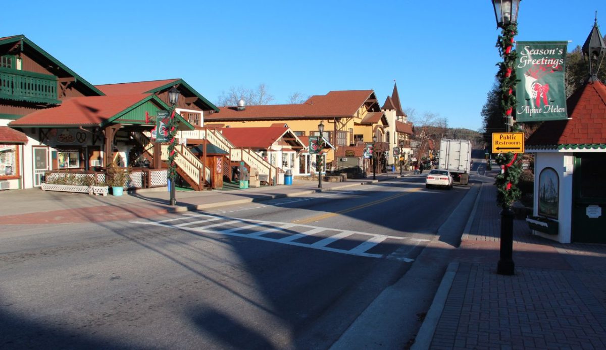 15 Southern Towns That Make Perfect Easy Weekend Getaways 8 Helen, Georgia