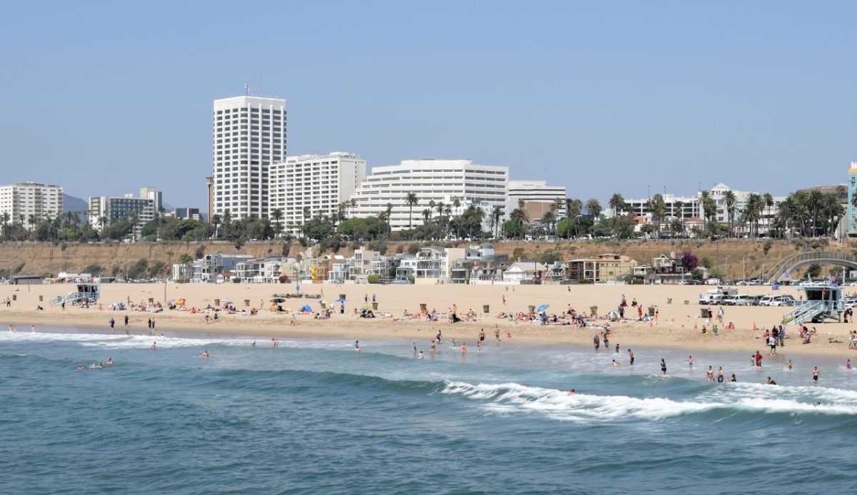  Santa Monica Beach, California