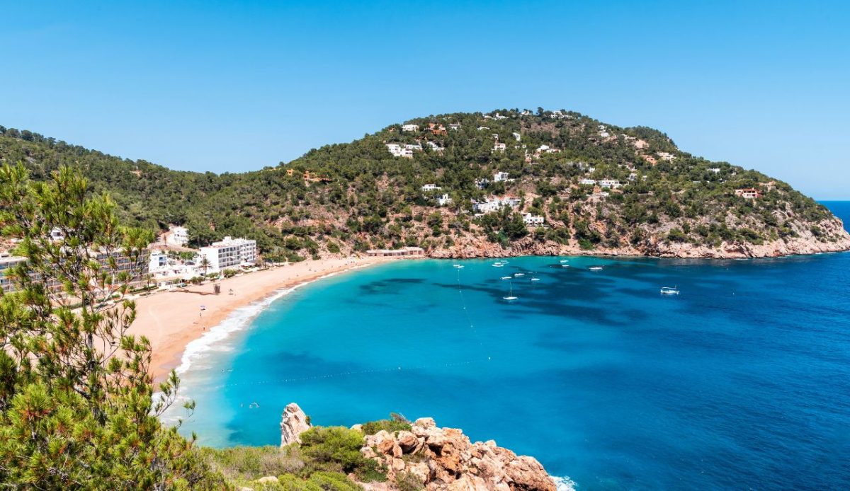 13 Infamous Vacation Towns Known For Rampant Infidelity Among Travelers 2 Ibiza, Spain