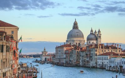 10 Upbeat Destinations Travelers Say Are Losing Their Spark Fast