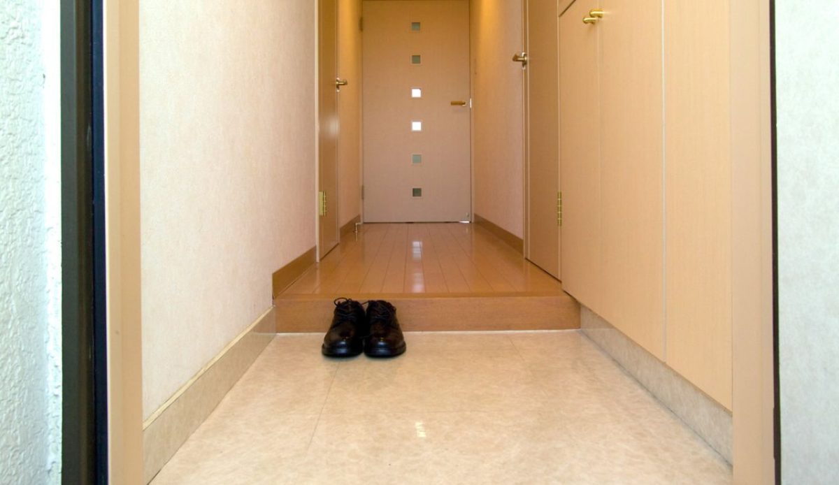Remove Shoes Before Entering Homes and Some Businesses