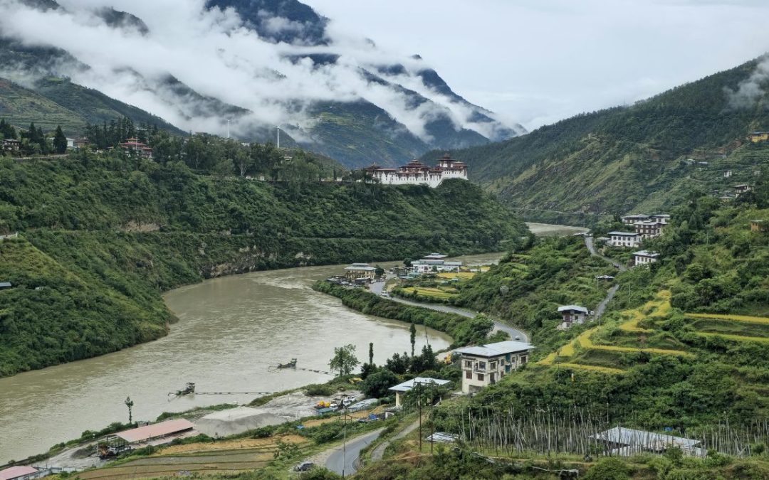 What to Know Before Planning a Trip to Bhutan for Culture, Permits, and Seasonal Travel