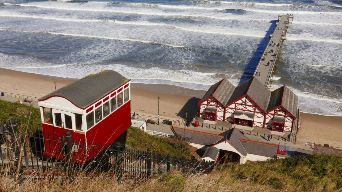 7 Seaside Towns That Barely Serve Seafood and Break Every Coastal Rule