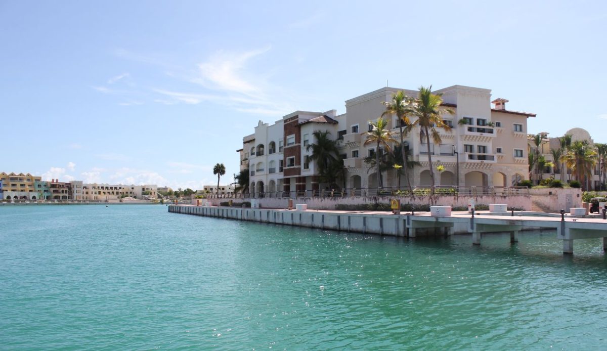 13 Infamous Vacation Towns Known For Rampant Infidelity Among Travelers 13 Punta Cana, Dominican Republic