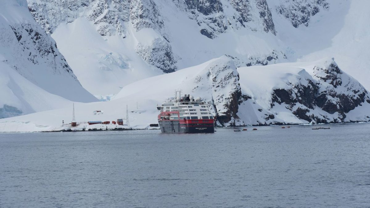 10 Antarctica Travel Facts Every First Timer Needs to Know Before Going