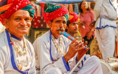 10 Indian Towns Known for Unusual Traditions and Festivals